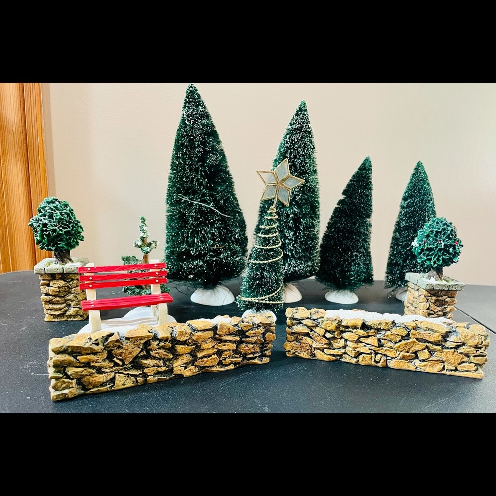 Department 56 Christmas Figurines